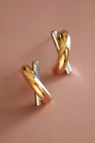 Twistie Earring
