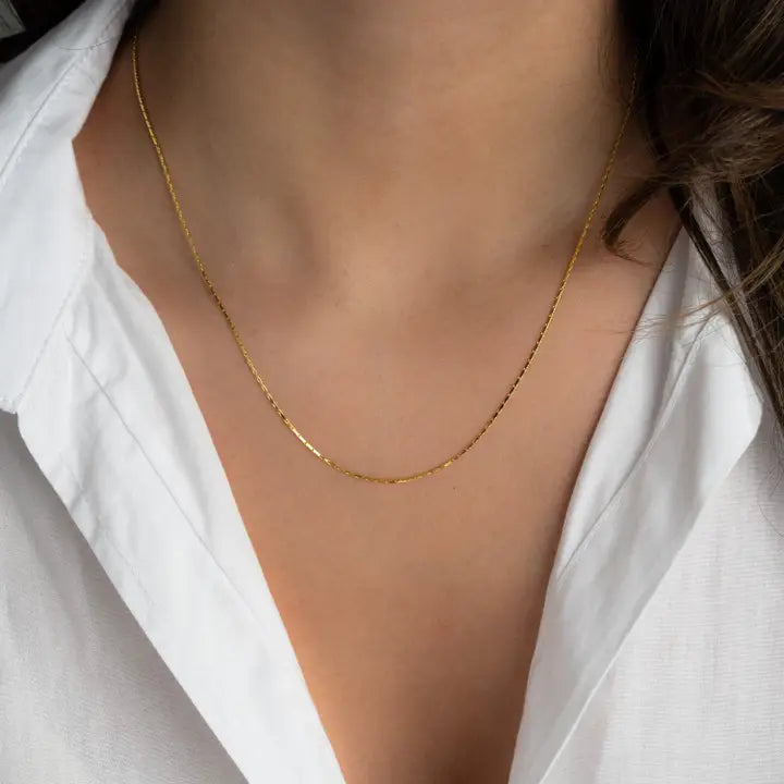 Thin Chain Necklace