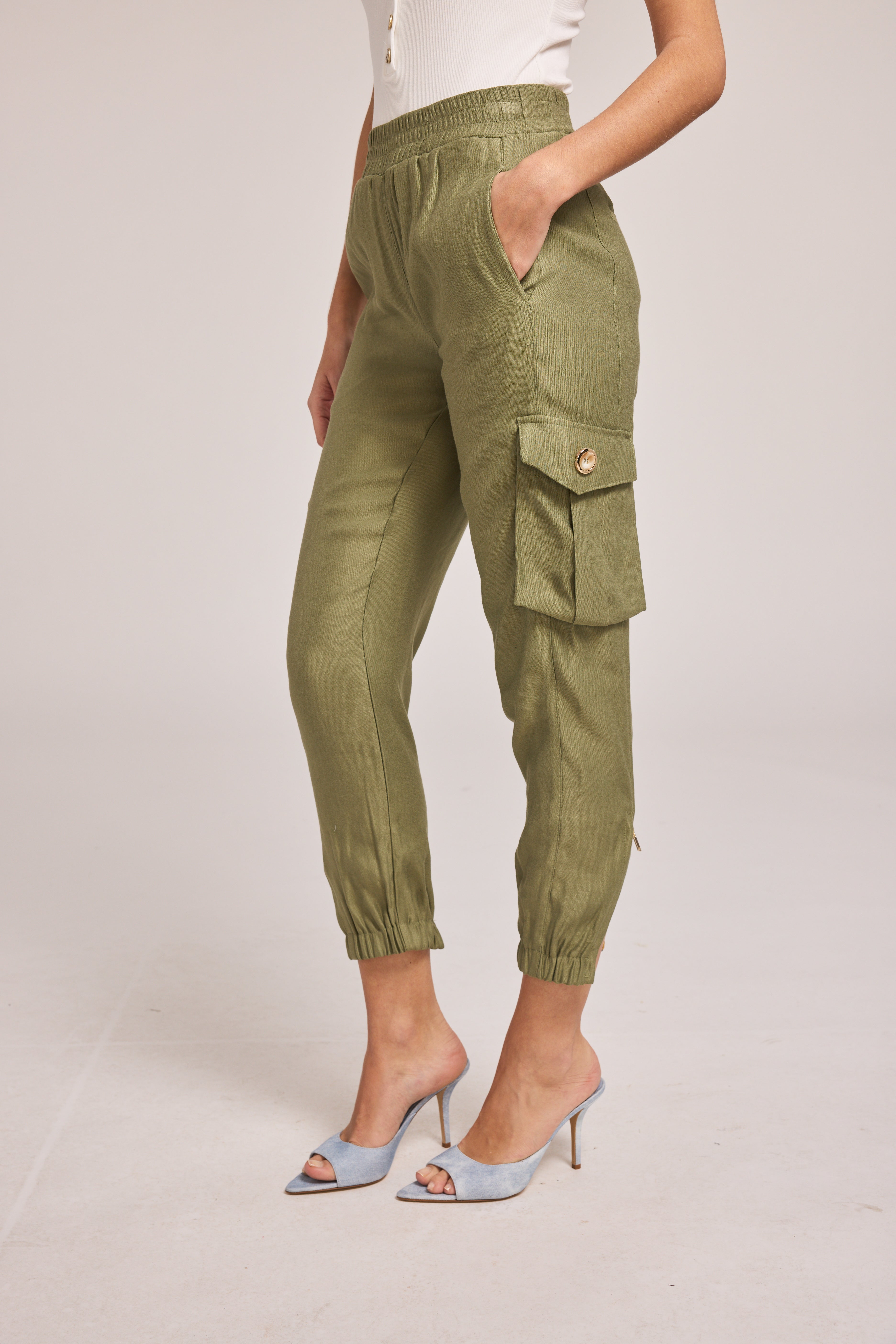 Barbara Linen Jogger in Sage
