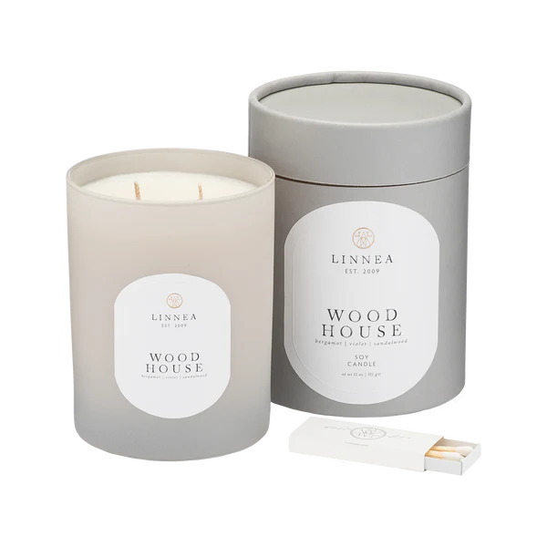 Wood House 2 wick Candle