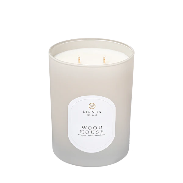 Wood House 2 wick Candle