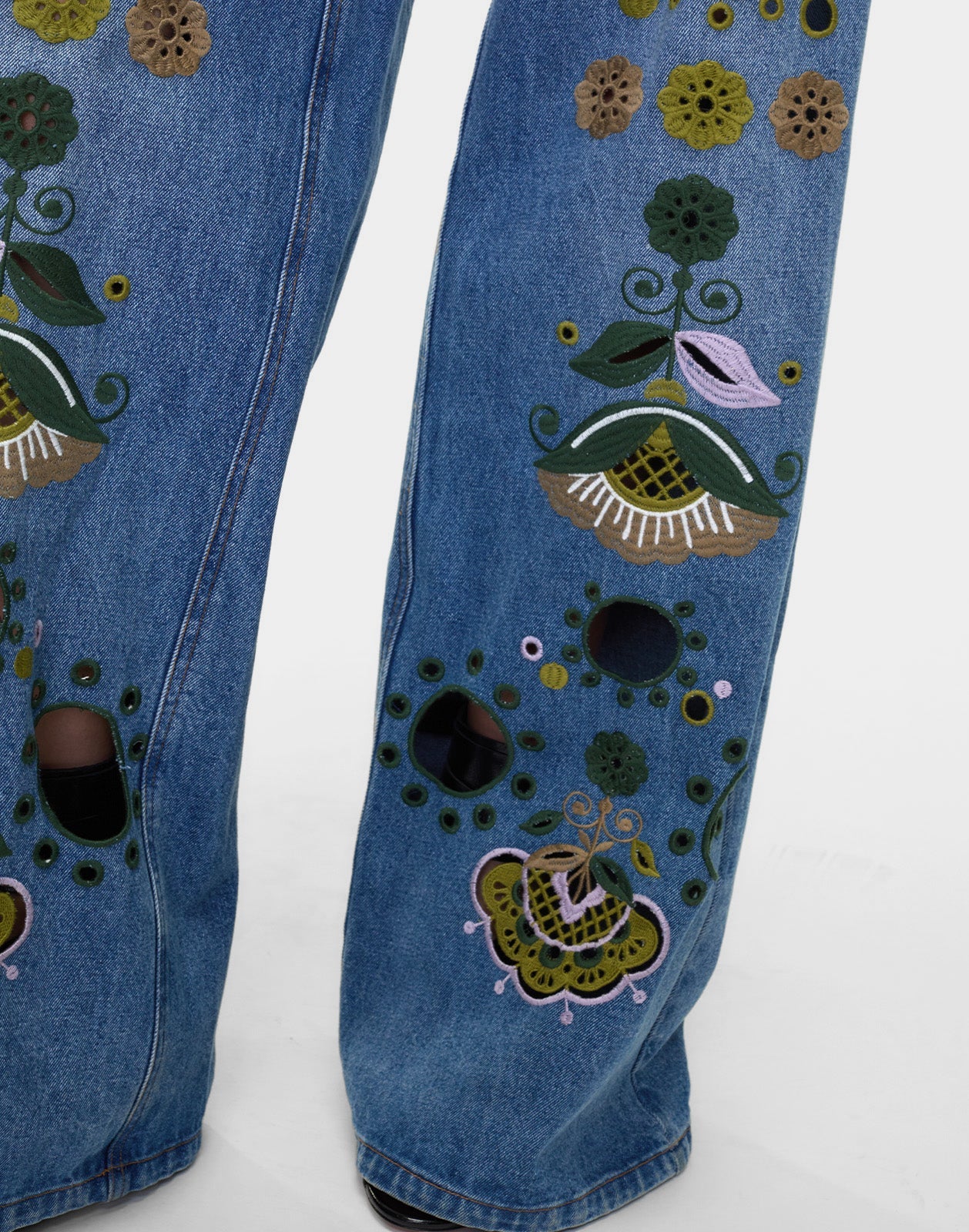 Embroidered Wide Leg Jean