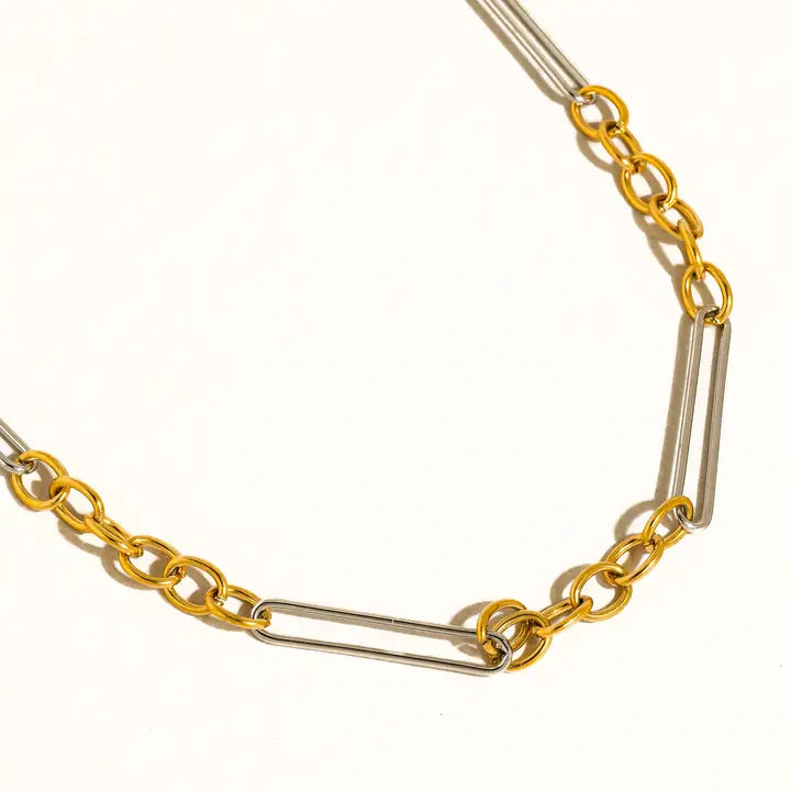 Norra Necklace