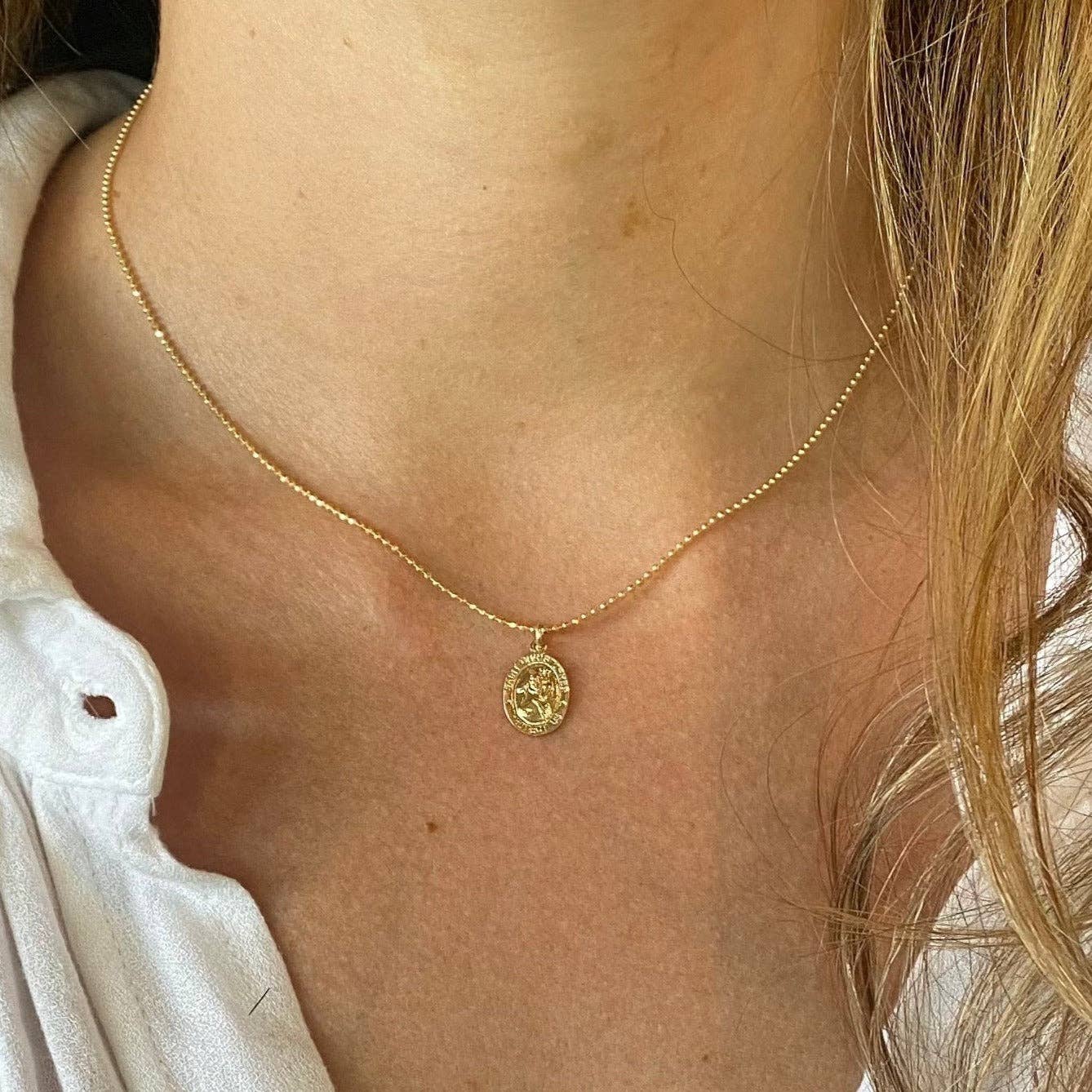 Mini Saint Christopher Charm Necklace: GLD / One Size