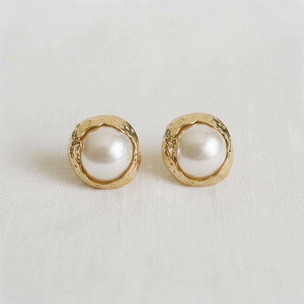 Eco Round Pearl Stud Earrings