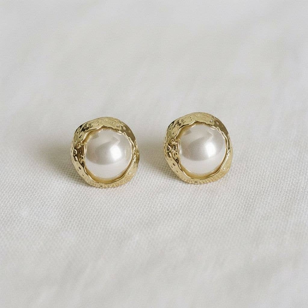 Eco Round Pearl Stud Earrings