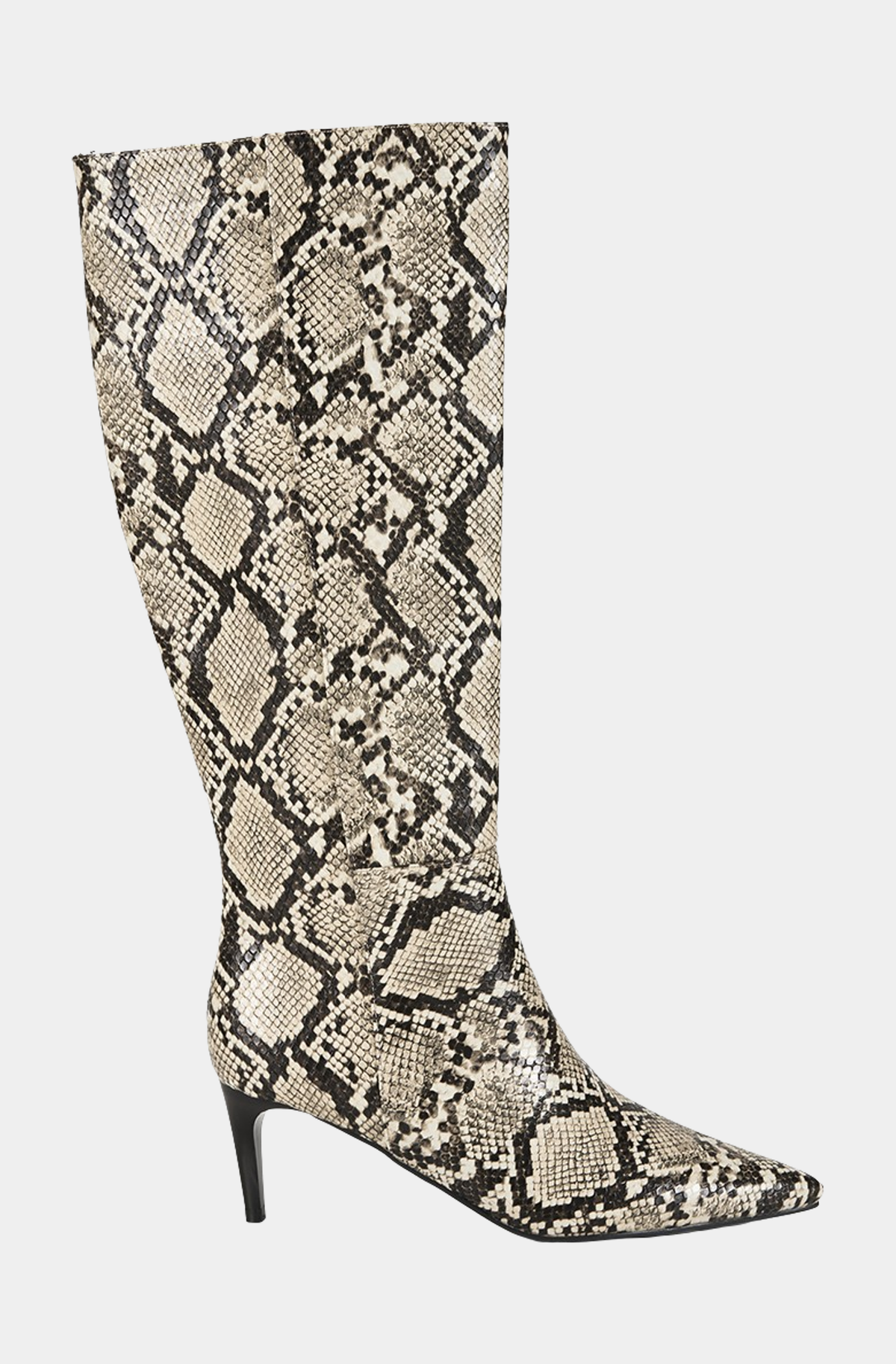Roselyn Boot