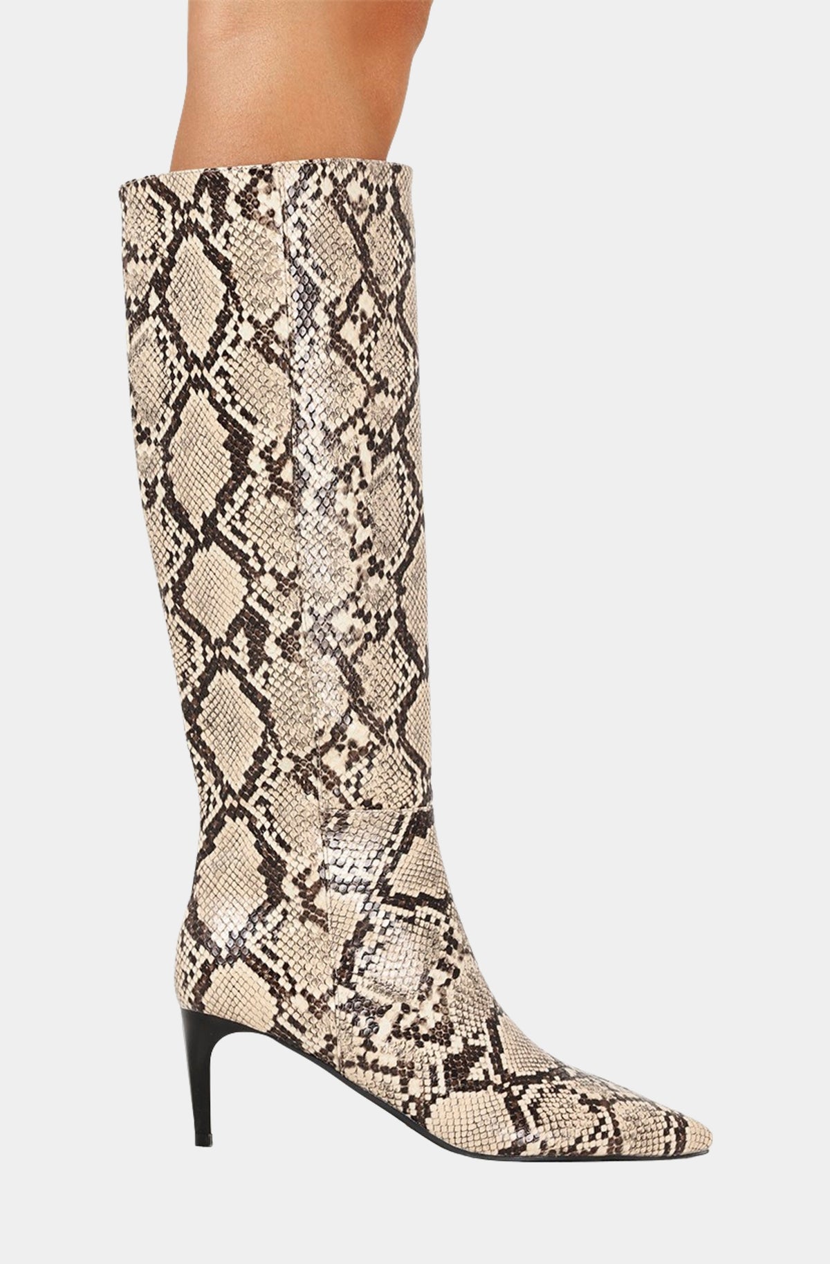 Roselyn Boot