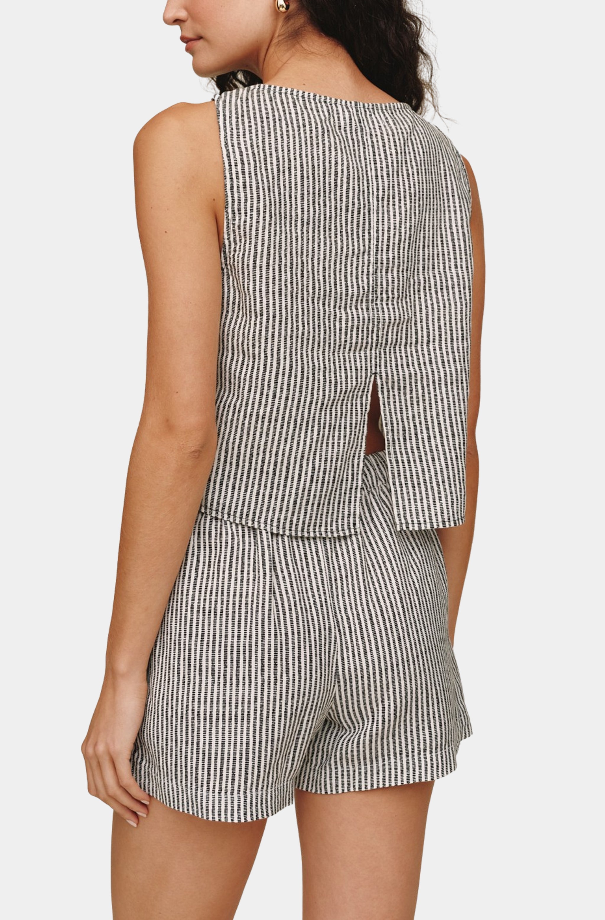 Sleeveless Boat Neck Split Back