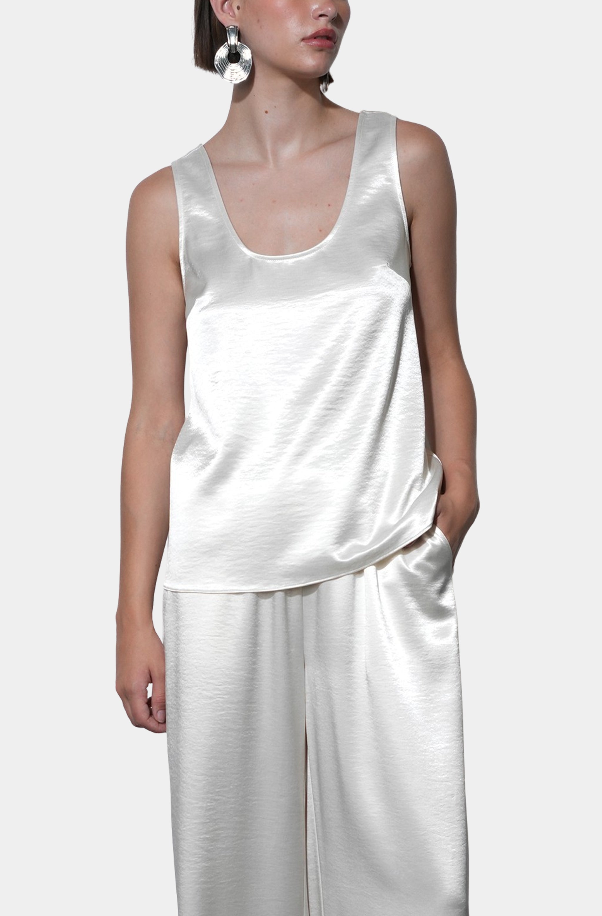 Ariana Easy Satin Sleeveless Top