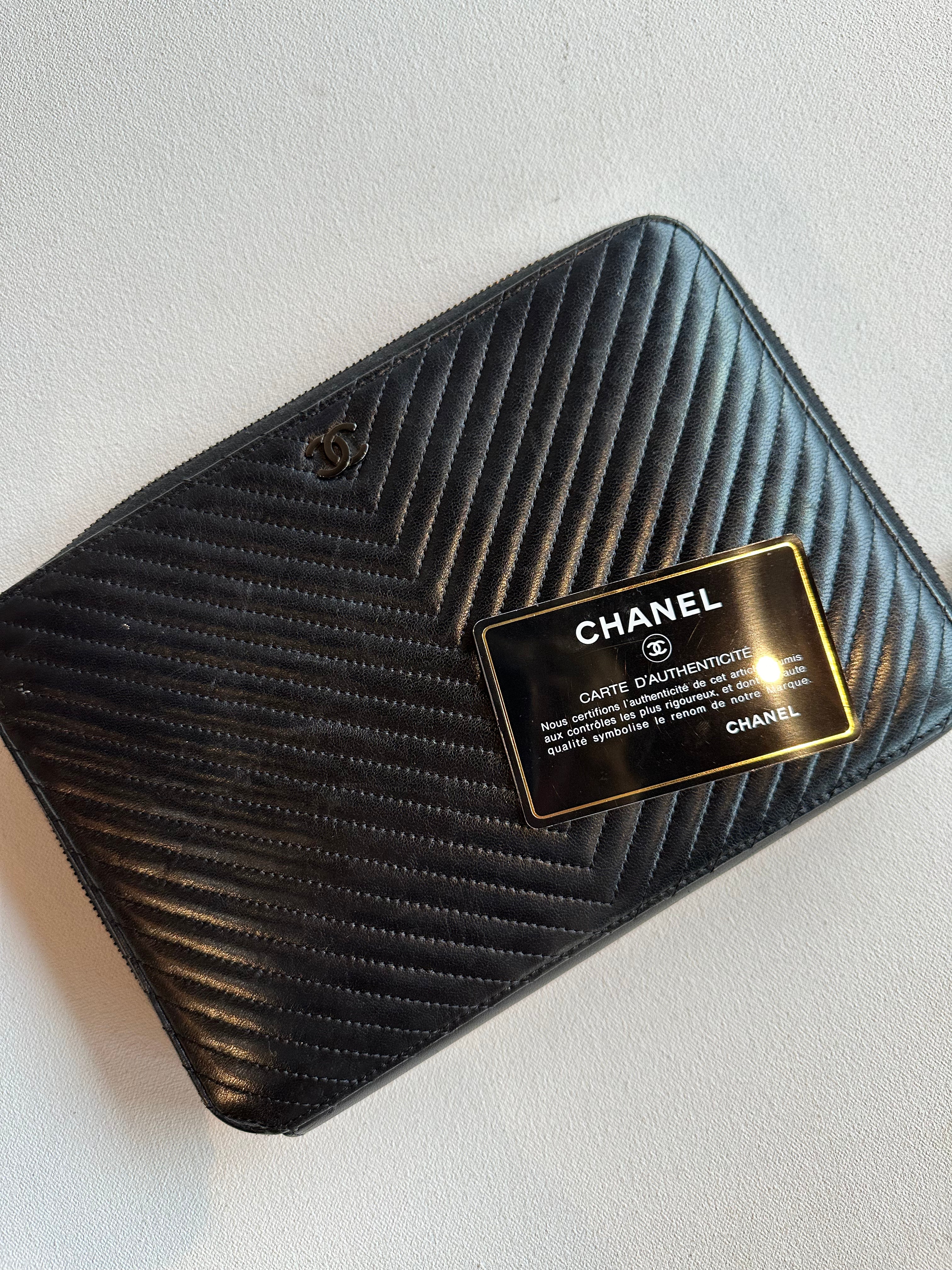 Chanel O Case