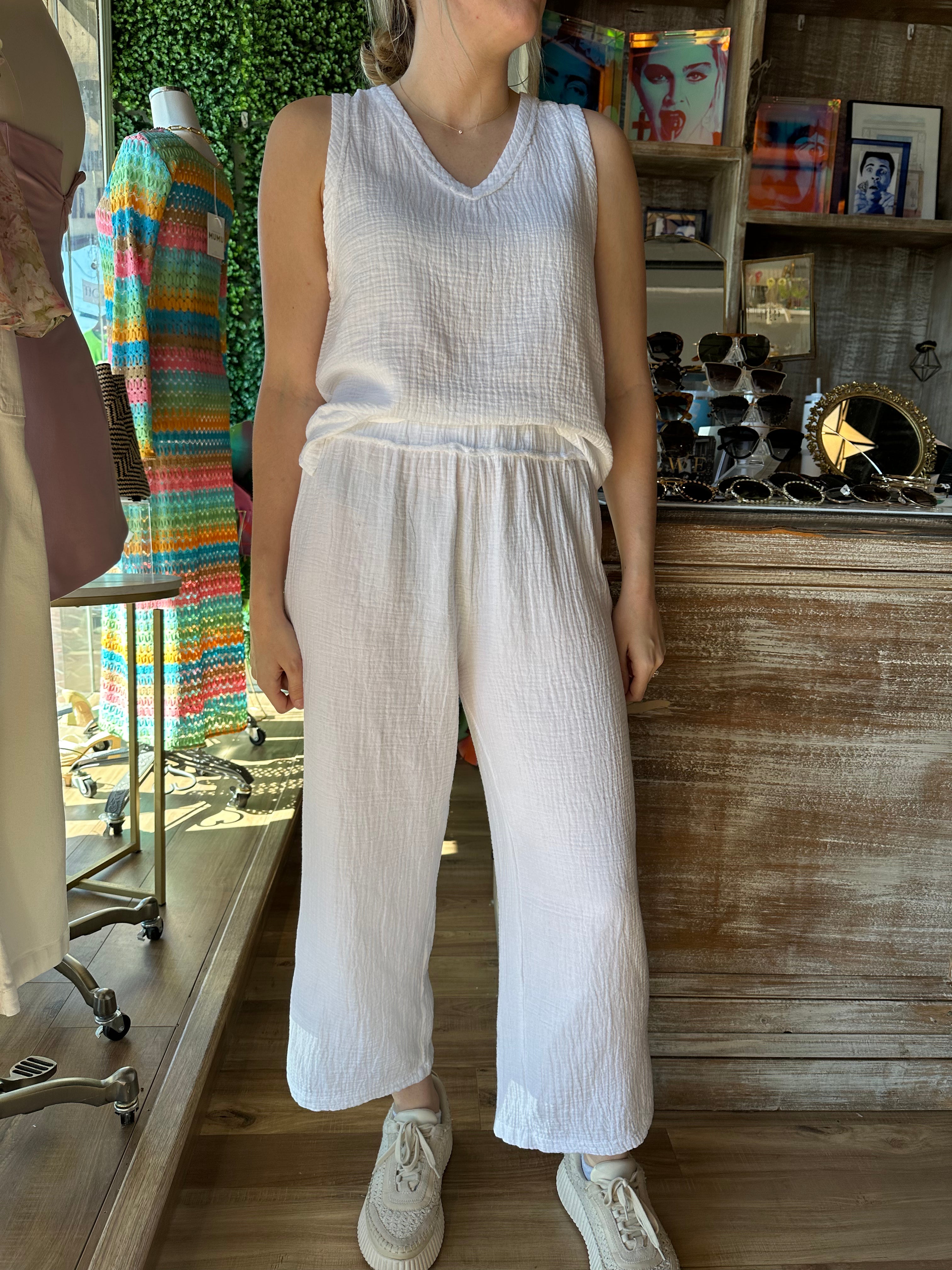 Cropped Wide Leg Pants in White