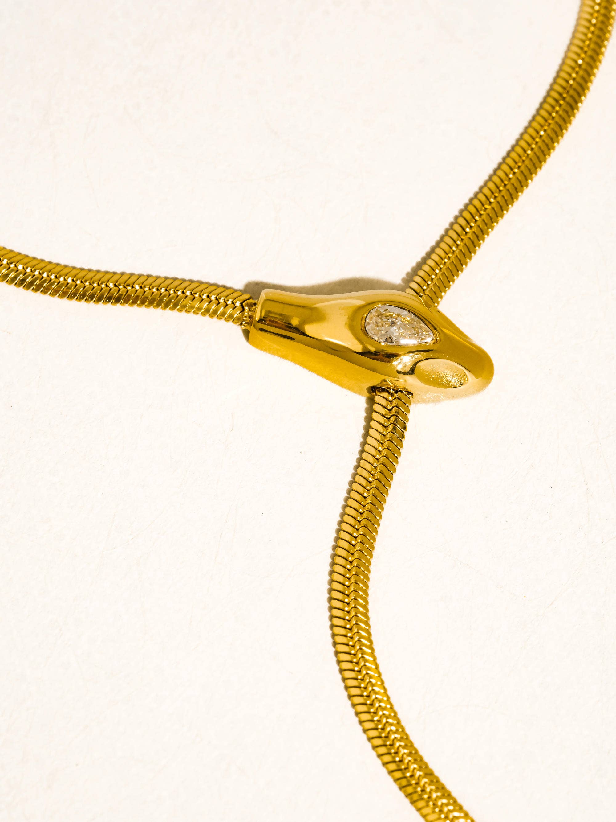 Gildora 18K Gold Non-Tarnish Serpent Y Lariat Necklace: Yellow Gold