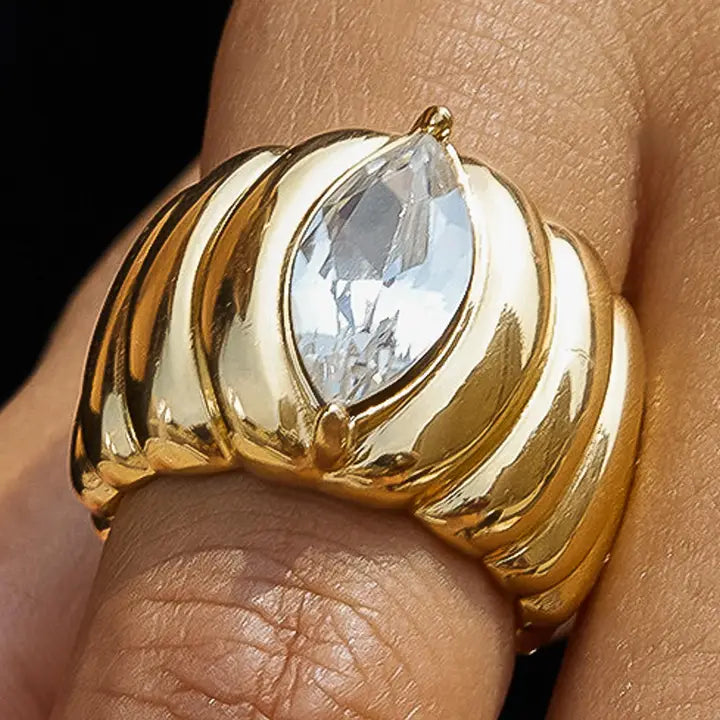 Ambre Ring